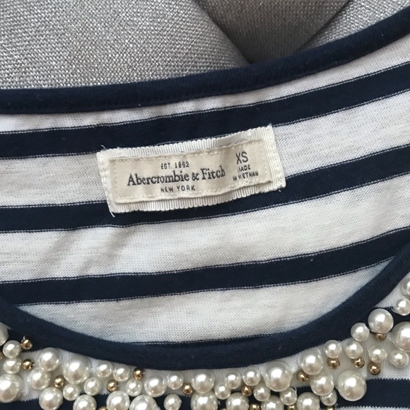 Abercrombie & Fitch Striped Pearl Neck Top - Picture 3 of 3